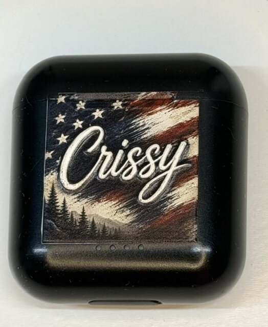 Personalized patriotic earbud case